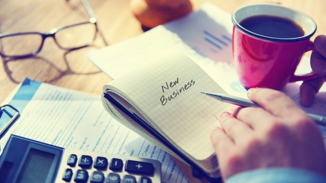 フォワーダーの営業職の転職で年収1,000万円越え！？コミッション（歩合）制の威力を解説。 | 転職